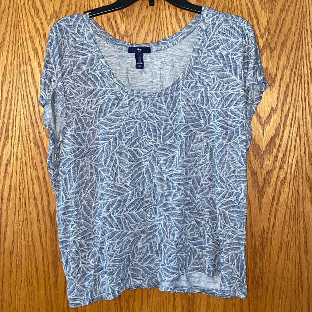 Gap XXL grey print top